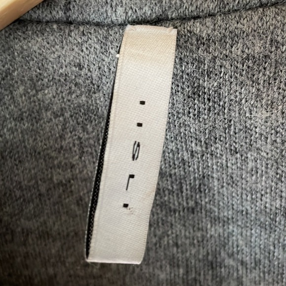 IISLI Embellished Vest - Picture 4 of 8